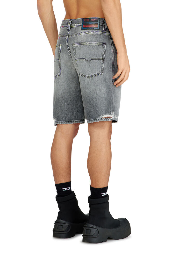 Diesel Shorts in Denim Regular-Short