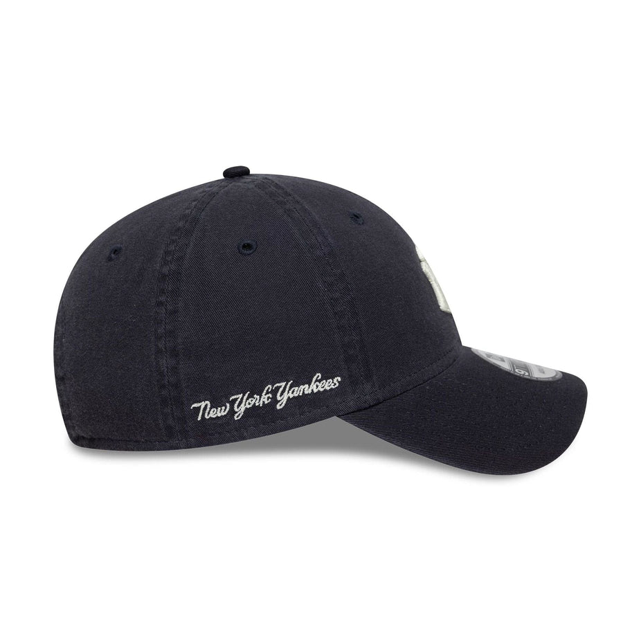 New Era 9TWENTY New York Yankees MLB Washed Script Blu Navy
