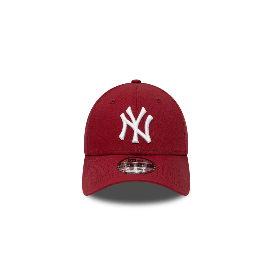 New Era 9FORTY New York Yankees Essential Bordeaux