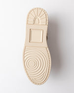 D.A.T.E. Torneo Suede Taupe