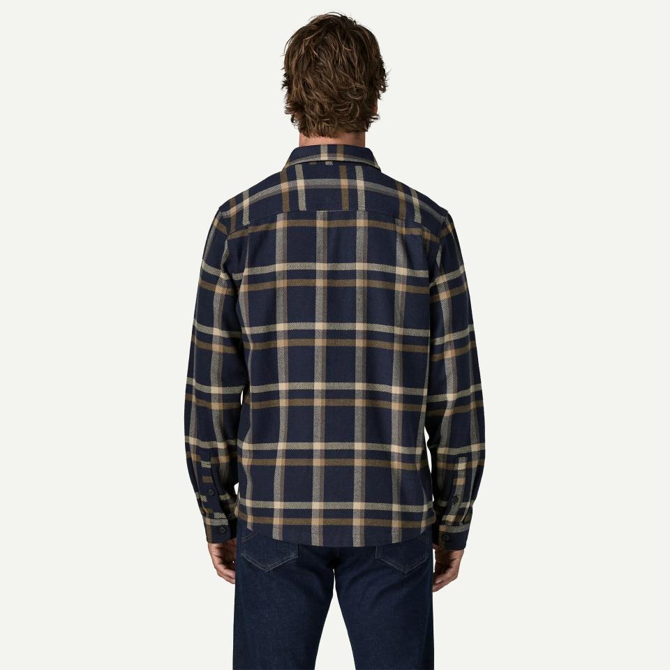 Patagonia Men's Fjord Flannel Shirt Crossing: New Navy