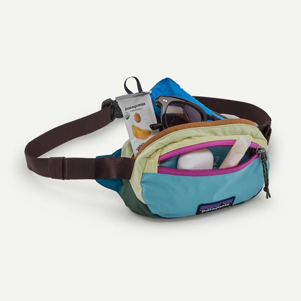 Patagonia Terravia Mini Hip Pack 1L Patchwork: Snowmelt Blue