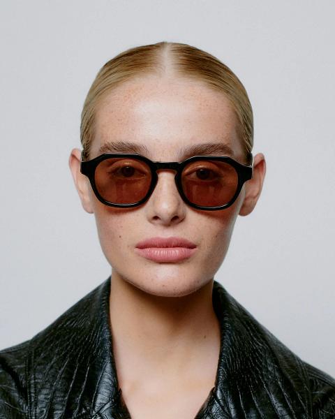 A. KJÆRBEDE Zan Black Sunglasses
