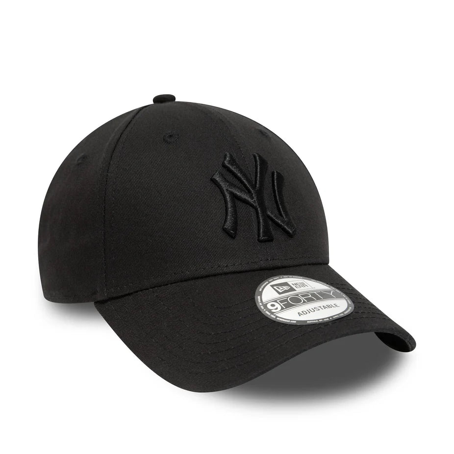 New Era 9Forty Regolabile New York Yankees Essential