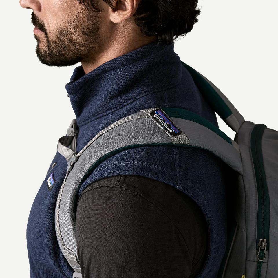 Patagonia Men's Better Sweater™ Fleece Vest New Navy