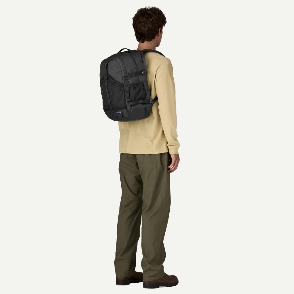 Patagonia Refugio Daypack 30L Black
