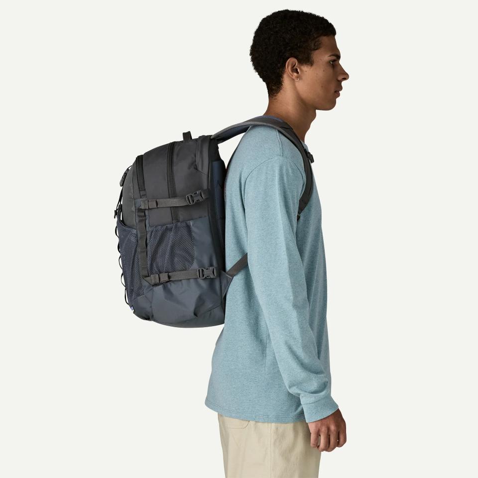 Patagonia Refugio Daypack 30L Smolder Blue