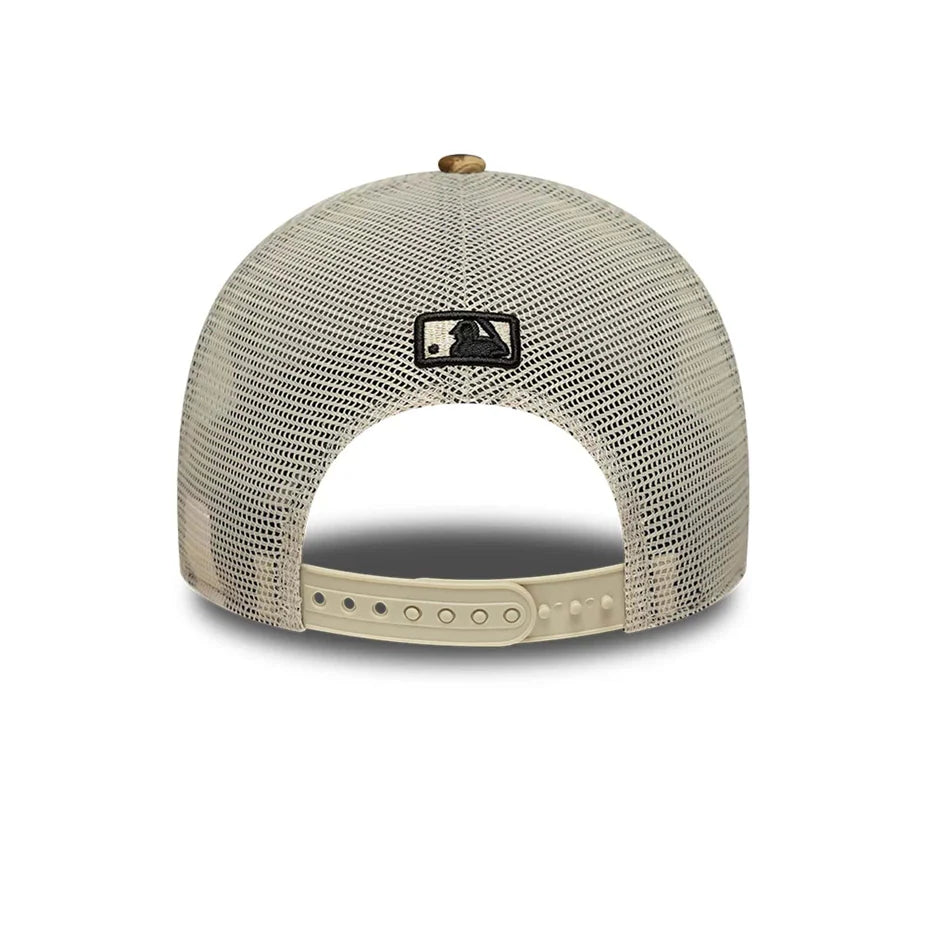 New Era 9FORTY M-Crown A-Frame Trucker Yankees MLB Leopard
