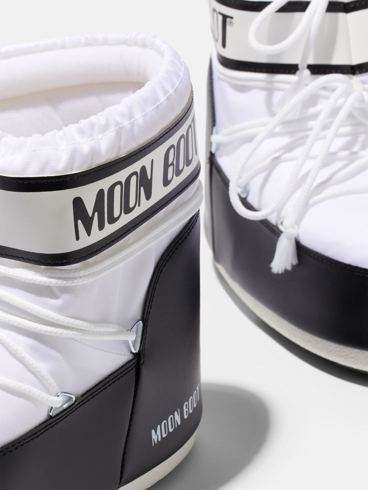 Moon Boot Stivale Icon Low Bianco in Nylon