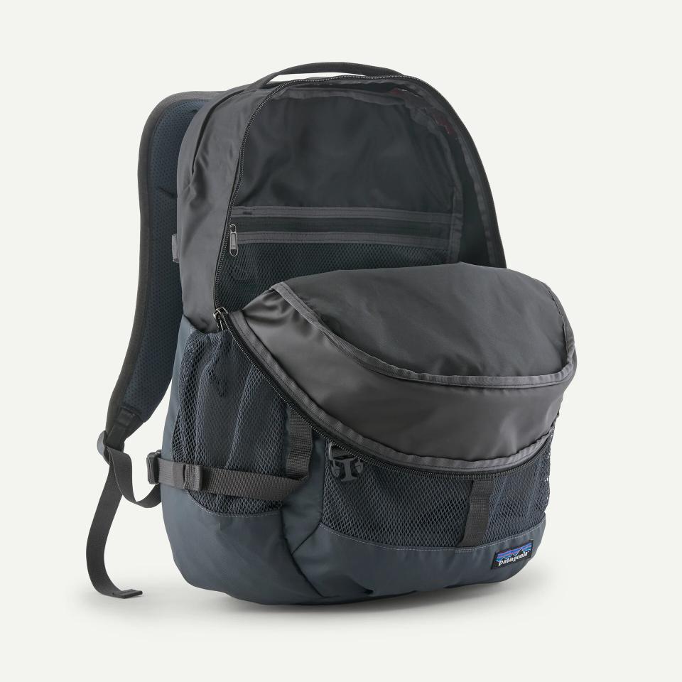 Patagonia Refugio Daypack 30L Smolder Blue