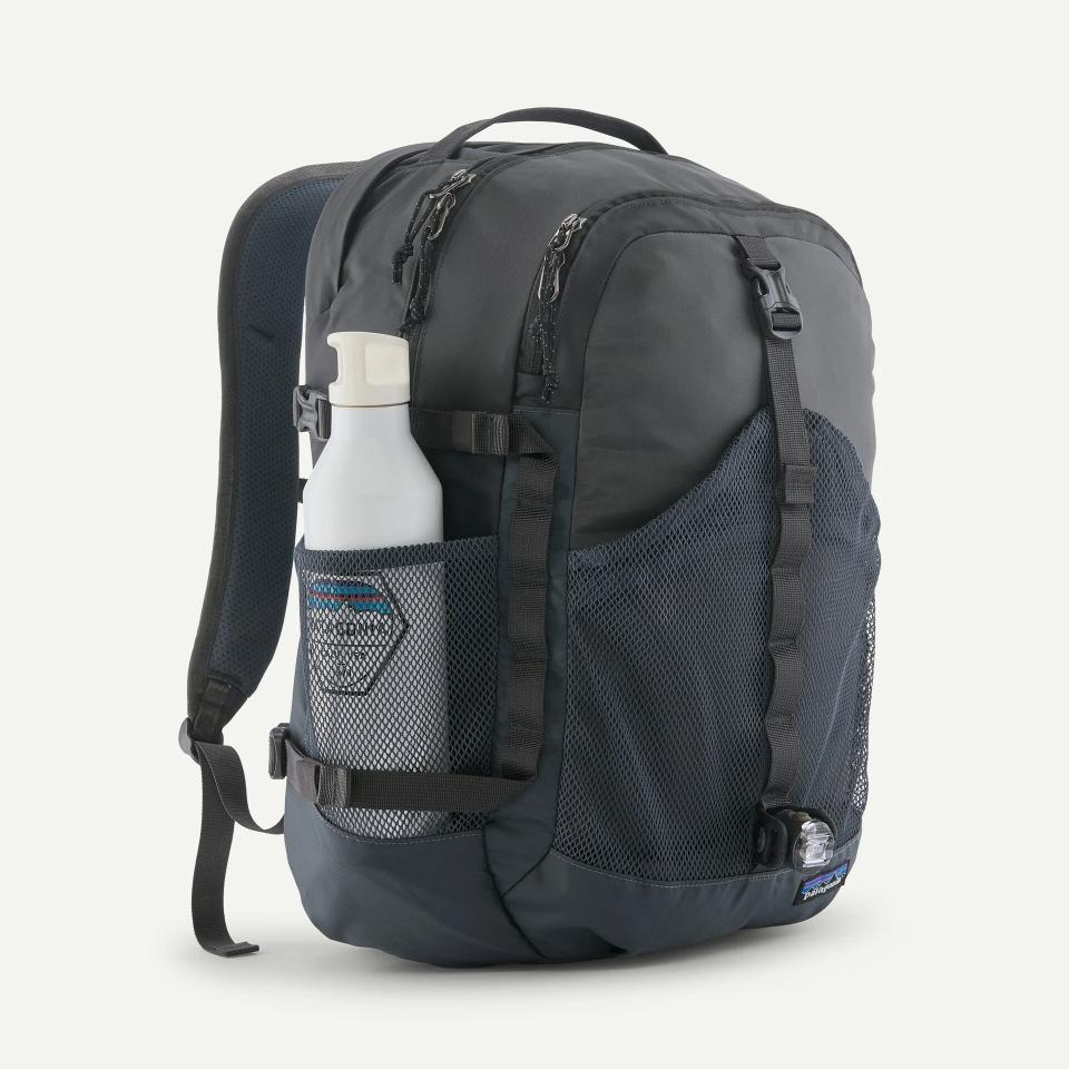Patagonia Refugio Daypack 30L Smolder Blue