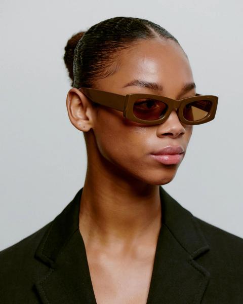 A. KJÆRBEDE Frida Chocolate Sunglasses