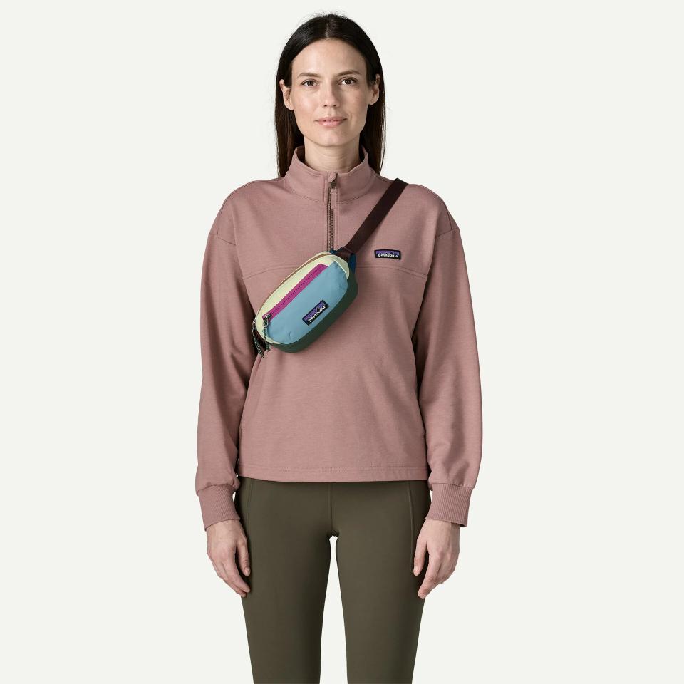 Patagonia Terravia Mini Hip Pack 1L Patchwork: Snowmelt Blue
